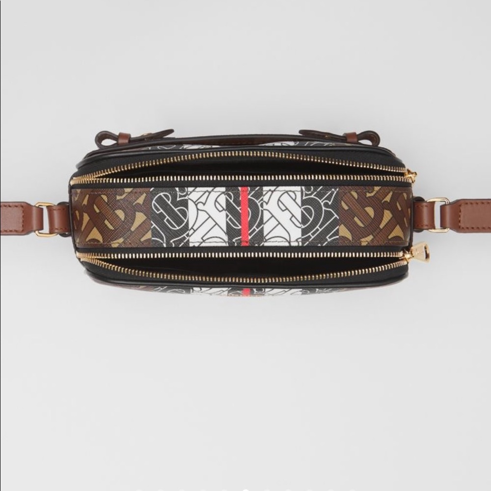 Host Pick!!⚡️Burberry Mini E-canvas Camera Bag - Picture 4 of 8